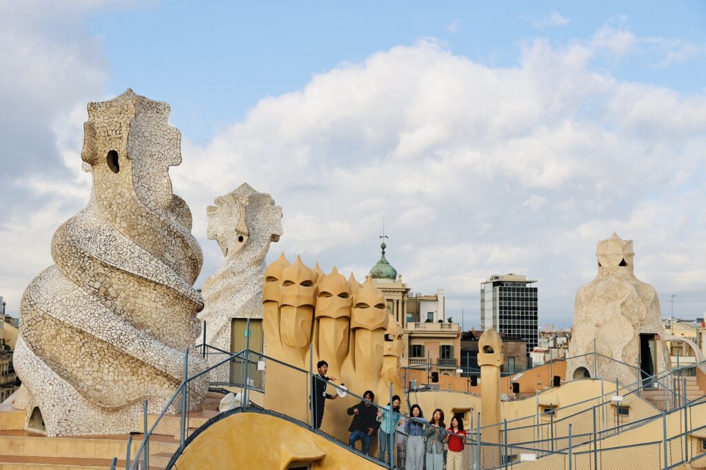 barcelona-day-tour-casa-mila-rooftop