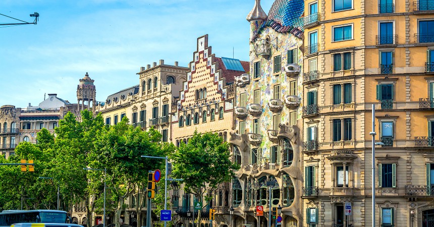 Places for Shopping in Barcelona - Passeig de gracia