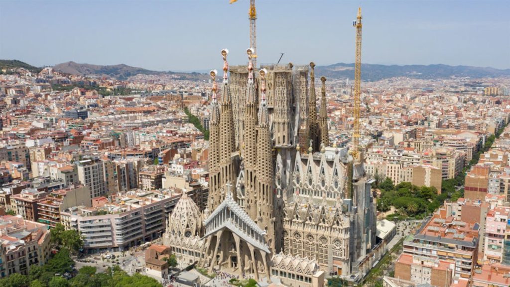 top attractions in spain - Sagrada Familia
