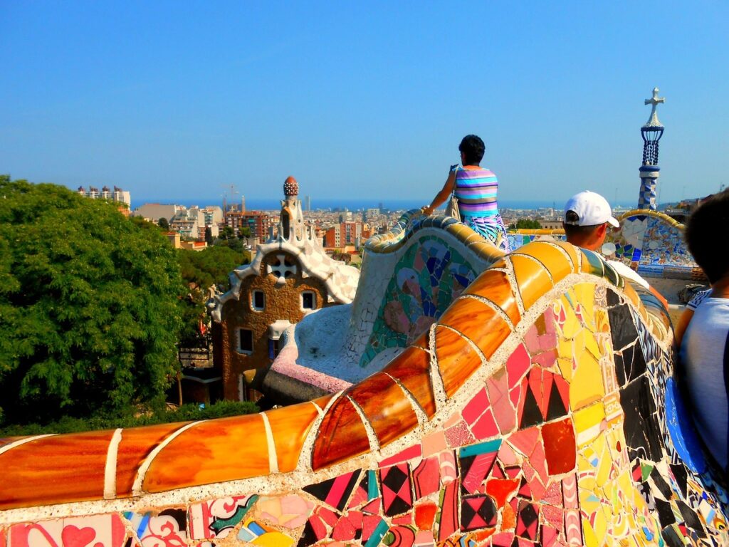 park-guell-tour-woman-looking