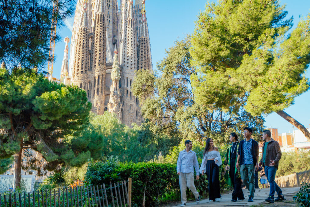 Barcelona Sagrada Familia Tour with Professional Photoshoot - Nativity facade