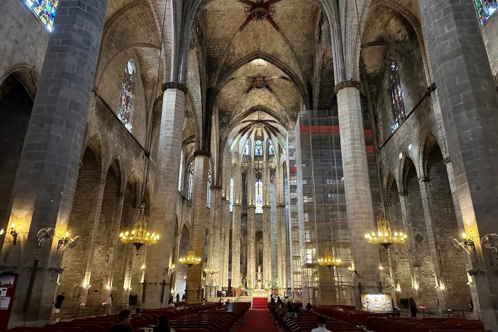 a large building with many windows