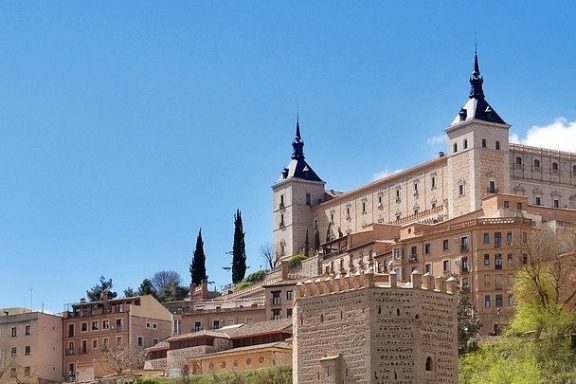 View of the city of Toledo from the medieval bridge